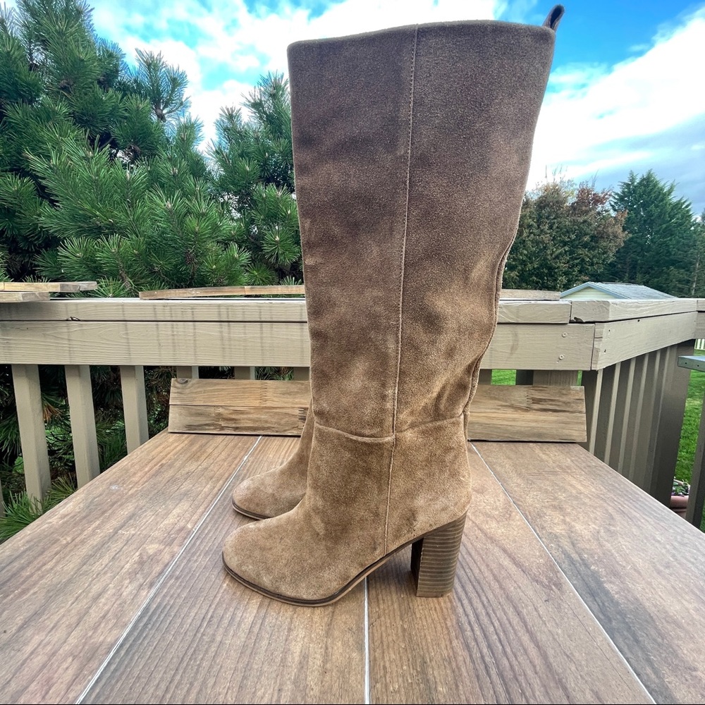 Dolce Vita Tan Suede Chunky Heel Calf Boot Sz. 9.5